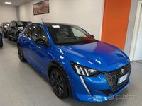 Usata Peugeot 208 GT-line 101 CV (74 kW) 2021 Blu Utilitaria