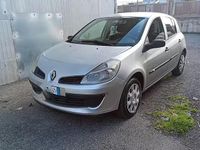 Usata Renault Clio II 75 CV (55 kW) 2007 Grigio Utilitaria