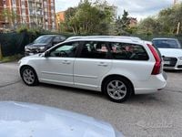Usata Volvo V50 115 CV (84 kW) 2011 Bianco Station wagon