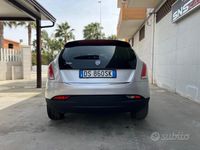 Usata Lancia Delta 120 CV (88 kW) 2008 Grigio Utilitaria