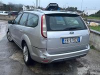 Usata Ford Focus 110 CV (80 kW) 2010 Marrone Station wagon