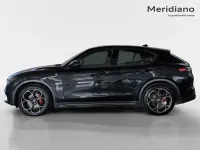 Käytetty Alfa Romeo Stelvio Veloce 210 HP (154 kW) 2023 Katumaasturi