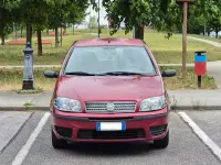 Usata Fiat Punto Classica 60 CV (44 kW) 2009 Rosso Utilitaria