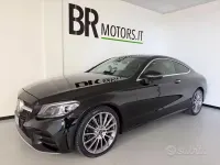 Usata Mercedes C220 AMG line 194 CV (142 kW) 2022 Nero Coupé