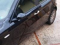 Usata Alfa Romeo 147 140 CV (102 kW) 2007 Nero Utilitaria