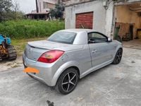 Usata Opel Tigra 90 CV (66 kW) 2006 Grigio Cabrio