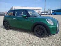 Usado Mini Cooper Essential 136 HP (100 kW) 2023 Verde Citadino