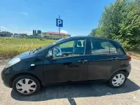 Usata Toyota Yaris 69 CV (50 kW) 2010 Nero Utilitaria