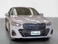Usata BMW i5 Comfort Edition 250 kW (340 CV) 2024 Grigio Berlina