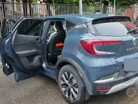 Usata Renault Captur 101 CV (74 kW) 2024 Blu SUV