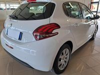Usata Peugeot 208 Active 101 CV (74 kW) 2016 Bianco Utilitaria