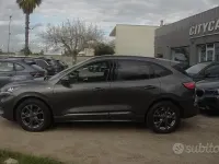 Usata Ford Kuga ST-Line 120 CV (88 kW) 2021 Grigio SUV
