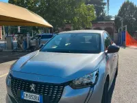 Usata Peugeot 208 Active 75 CV (55 kW) 2023 Grigio Utilitaria