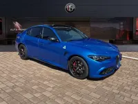 Nuova Alfa Romeo Giulia Quadrifoglio 518 CV (380 kW) 2026 Blu Berlina