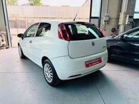 Usata Fiat Grande Punto 75 CV (55 kW) 2009 Bianco Utilitaria