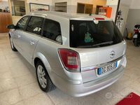 usata Opel Astra 1.9 CDTI 120CV Station Wagon Cosmo