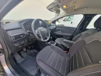 Usata Dacia Sandero Essentiel 101 CV (74 kW) 2024 Grigio Berlina