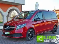 Usata Mercedes V220 Edition 163 CV (119 kW) 2022 Rosso Monovolume