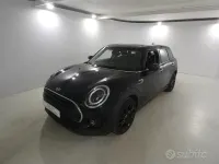 Usata Mini Cooper Clubman Classic 136 CV (100 kW) 2023 Enigmatic black mini yours Station wagon
