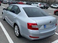 Usata Skoda Octavia Executive 150 CV (110 kW) 2014 Argento Berlina