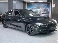 Usata BMW 318 Advantage 150 CV (110 kW) 2016 Nero Berlina
