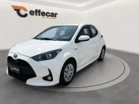 Usata Toyota Yaris Hybrid Business Edition 92 CV (67 kW) 2020 Bianco Berlina