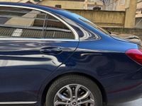 Begagnad Mercedes C200 Exclusive 136 HK (100 kW) 2018 Blå Sedan