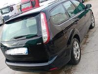 Usata Ford Focus 100 CV (73 kW) 2010 Nero Station wagon