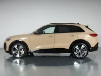 Usata Audi Q5 Edition .1 204 CV (150 kW) 2025 Oro sakhir metallizzato SUV