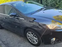Usata Ford Focus Titanium 101 CV (74 kW) 2013 Nero Berlina
