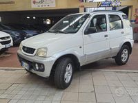 Usata Daihatsu Terios 86 CV (63 kW) 2002 Bianco SUV