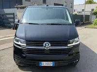 Usata VW Caravelle Business 204 CV (150 kW) 2022 Deep black perlato Furgone