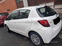 Usata Toyota Yaris 2014 Bianco Utilitaria