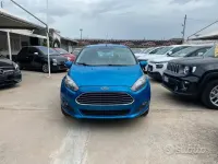 Usata Ford Fiesta 97 CV (71 kW) 2013 Bluazzurro Berlina