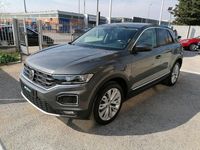 Usado VW T-Roc Advance 150 CV (110 kW) 2018 Gris SUV