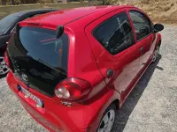 Usata Toyota Aygo Sol 68 CV (50 kW) 2009 Rosso Utilitaria