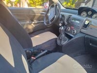 Usata Lancia Ypsilon 70 CV (51 kW) 2005 Rosso Utilitaria