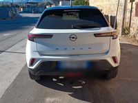 Usata Opel Mokka GS Line 101 CV (74 kW) 2023 Bianco SUV