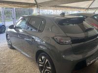 Usata Peugeot 208 Allure 101 CV (74 kW) 2024 Utilitaria