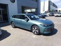 Nuova VW Passat Business 150 CV (110 kW) 2025 Mariposite green Station wagon