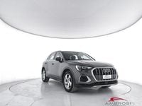 Begagnad Audi Q3 Advanced Plus 150 HK (110 kW) 2019 Grön SUV