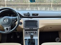 Usata VW Passat Comfortline 140 CV (102 kW) 2014 Marrone Station wagon