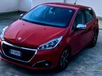 Usata Peugeot 208 Allure 75 CV (55 kW) 2016 Rosso Utilitaria
