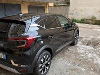 Usata Renault Captur 100 CV (73 kW) 2024 Nero SUV