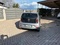 Usata VW e-up! 61 kW (83 CV) 2020 Grigio Utilitaria