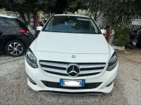 Usata Mercedes B180 Business 109 CV (80 kW) 2015 Bianco Utilitaria