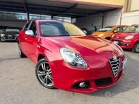 Usata Alfa Romeo Giulietta Exclusive 120 CV (88 kW) 2015 Rosso Utilitaria