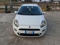 Usado Fiat Punto 75 CV (55 kW) 2015 Blanco Berlina