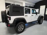 Usata Jeep Wrangler Unlimited Rubicon 200 CV (147 kW) 2015 Bianco SUV
