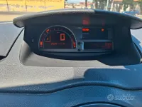 Usata Renault Modus 90 CV (66 kW) 2010 Grigio Monovolume